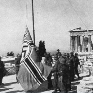 Γερμανική Σημαία στην ακρόπολη Γερμανική Σημαία στην ακρόπολη